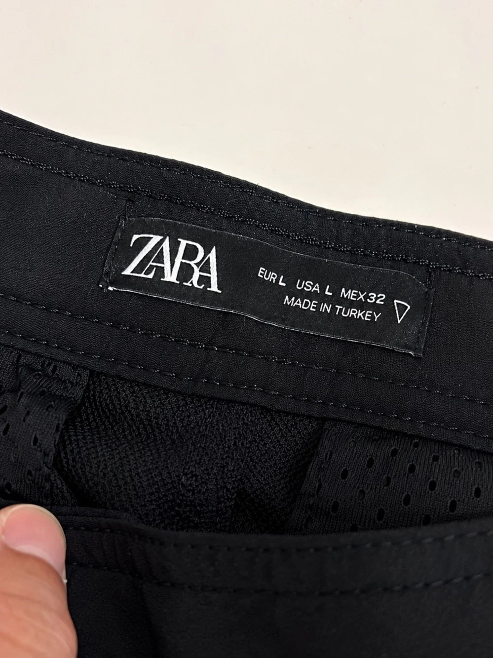 Zara Black Cargo Pants with Utility Pockets